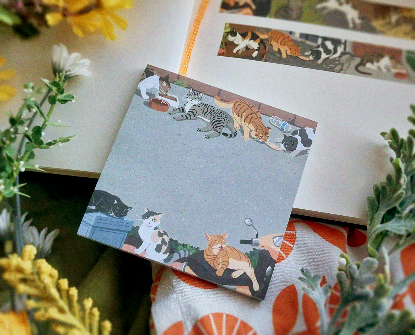 Street Cats Memo Pad